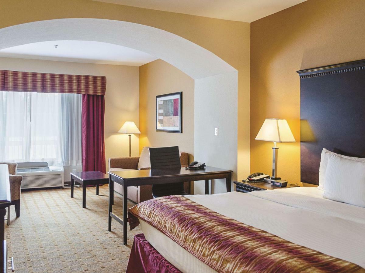 La Quinta By Wyndham Mobile Satsuma / Saraland Ξενοδοχείο Εξωτερικό φωτογραφία