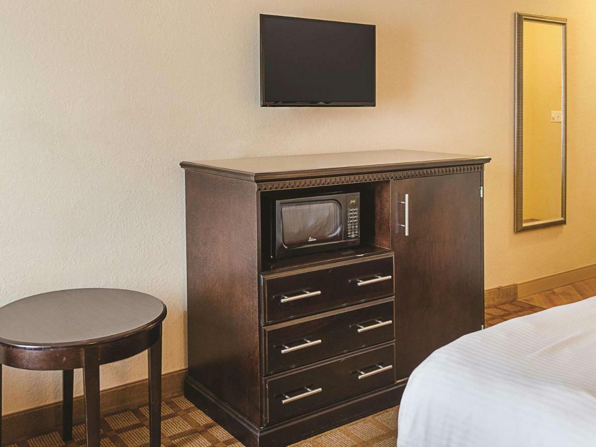 La Quinta By Wyndham Mobile Satsuma / Saraland Ξενοδοχείο Εξωτερικό φωτογραφία