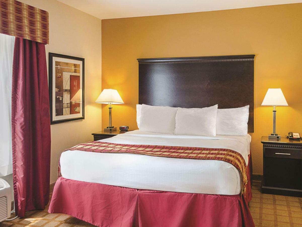 La Quinta By Wyndham Mobile Satsuma / Saraland Ξενοδοχείο Εξωτερικό φωτογραφία